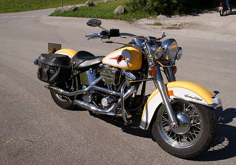 Harley Davidson FXST Yellow